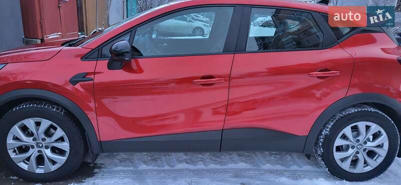 Внедорожник / Кроссовер Renault Captur 2021 в Кропивницком