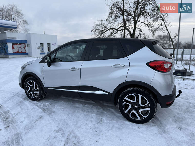 Внедорожник / Кроссовер Renault Captur 2016 в Днепре