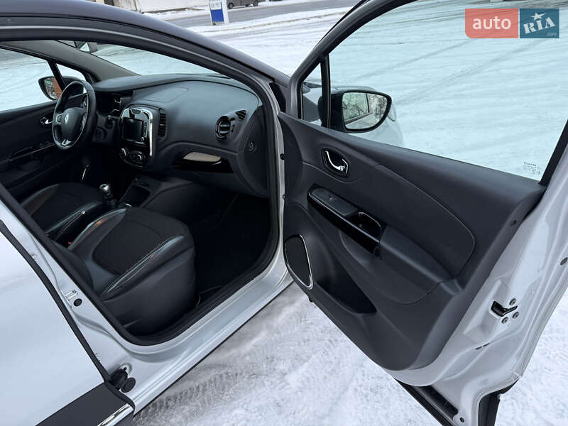Внедорожник / Кроссовер Renault Captur 2016 в Днепре