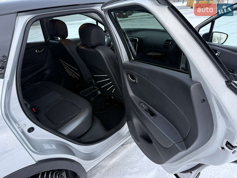 Внедорожник / Кроссовер Renault Captur 2016 в Днепре