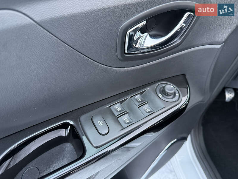 Внедорожник / Кроссовер Renault Captur 2016 в Днепре