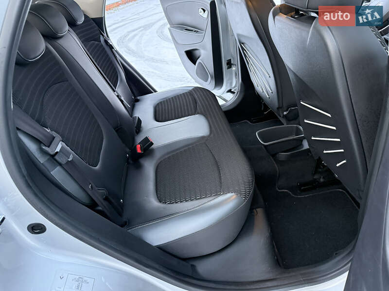 Внедорожник / Кроссовер Renault Captur 2016 в Днепре