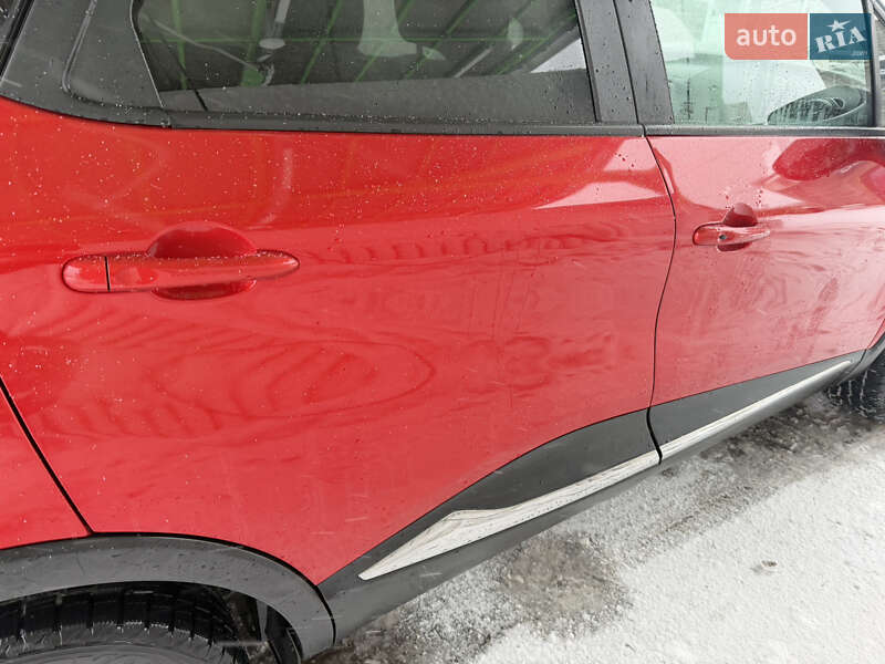 Внедорожник / Кроссовер Renault Captur 2017 в Чернигове