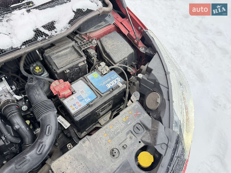 Внедорожник / Кроссовер Renault Captur 2017 в Чернигове