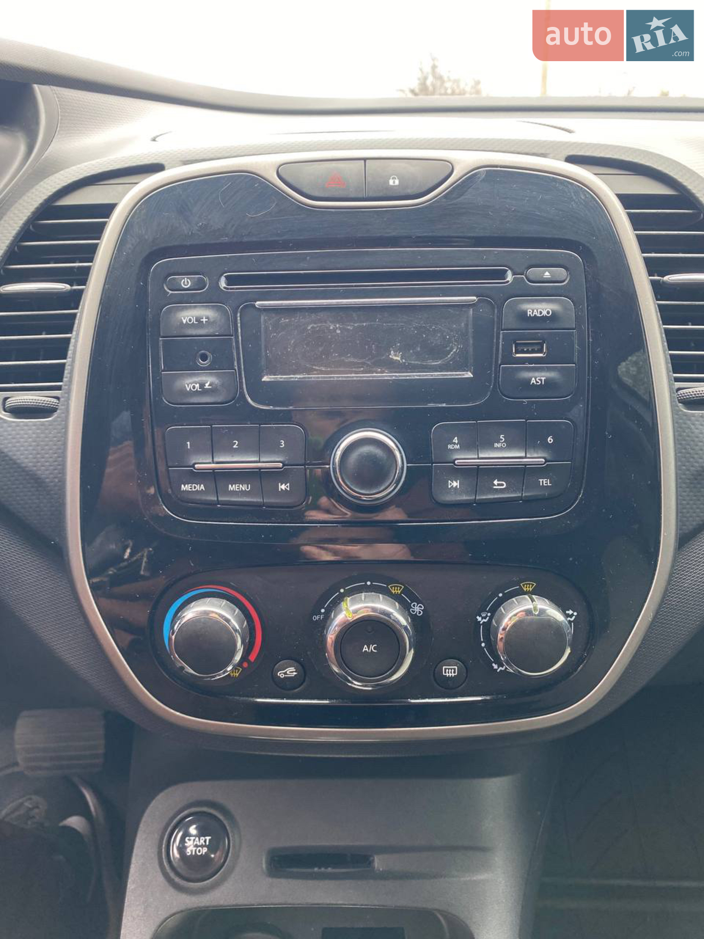 2015 Renault Captur - мініатюра 22