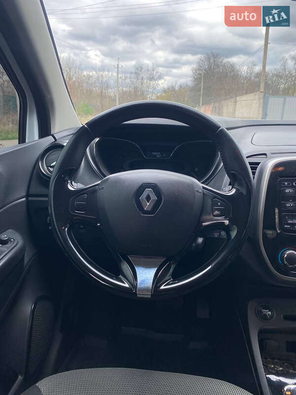 Внедорожник / Кроссовер Renault Captur 2015 в Великодолинском