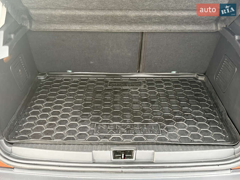 Внедорожник / Кроссовер Renault Captur 2016 в Днепре