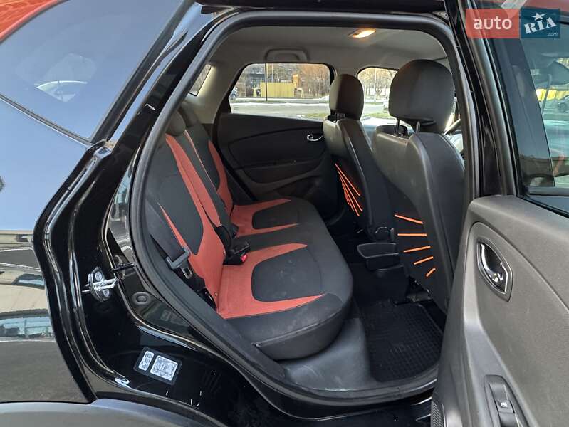 Позашляховик / Кросовер Renault Captur 2013 в Дніпрі