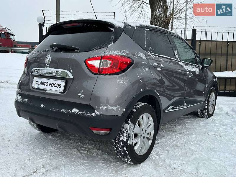 Позашляховик / Кросовер Renault Captur 2016 в Києві