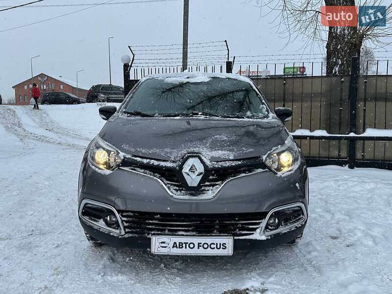 Позашляховик / Кросовер Renault Captur 2016 в Києві