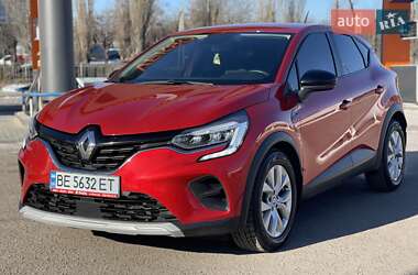 Позашляховик / Кросовер Renault Captur 2021 в Миколаєві