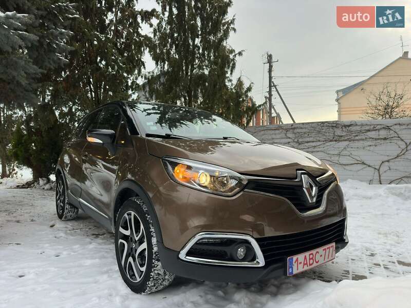 Позашляховик / Кросовер Renault Captur 2016 в Львові