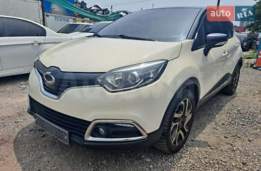Внедорожник / Кроссовер Renault Captur 2014 в Ужгороде