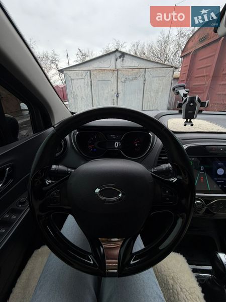 Позашляховик / Кросовер Renault Captur 2017 в Смілі