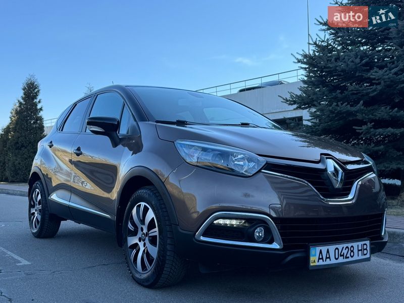 Позашляховик / Кросовер Renault Captur 2015 в Києві
