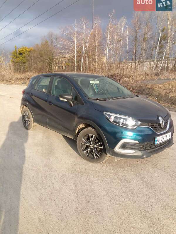 Позашляховик / Кросовер Renault Captur 2019 в Києві