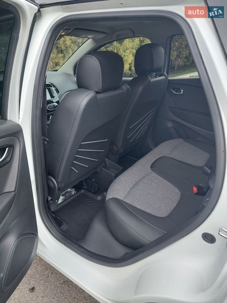 Внедорожник / Кроссовер Renault Captur 2019 в Одессе