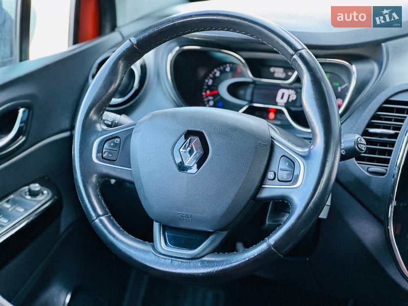 Внедорожник / Кроссовер Renault Captur 2016 в Харькове