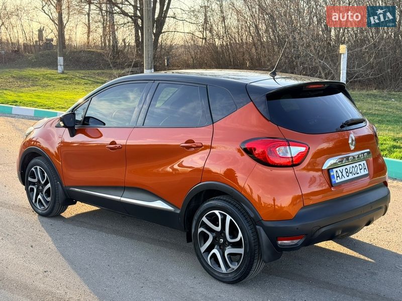 Внедорожник / Кроссовер Renault Captur 2015 в Краснограде