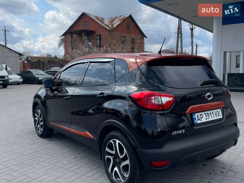 Позашляховик / Кросовер Renault Captur 2015 в Запоріжжі