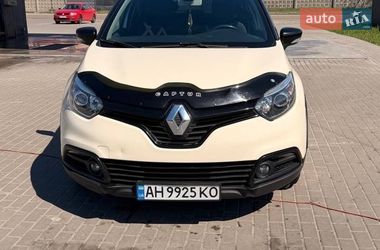 Внедорожник / Кроссовер Renault Captur 2016 в Киеве