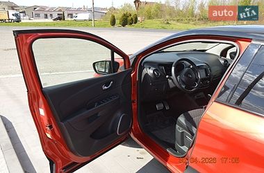 Внедорожник / Кроссовер Renault Captur 2017 в Львове