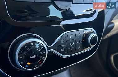 Внедорожник / Кроссовер Renault Captur 2019 в Одессе