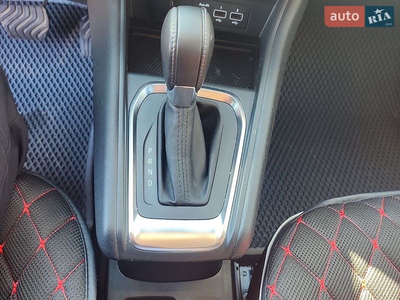 Позашляховик / Кросовер Renault Captur 2021 в Смілі