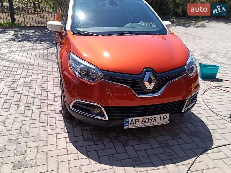 2015 Renault Captur, VIN VF12RRBE8FW565676:plate — фото 1 (autoria)