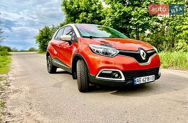 Позашляховик / Кросовер Renault Captur 2016 в Харкові