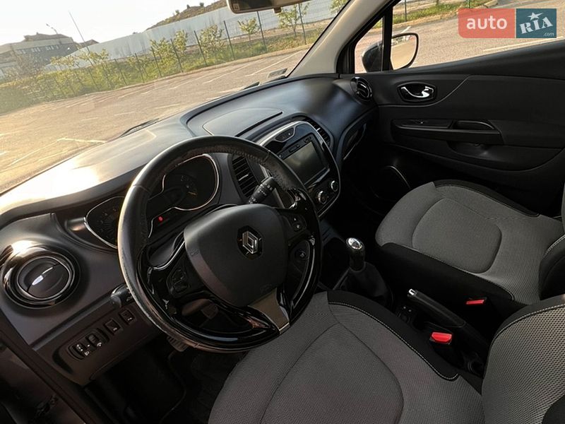 Внедорожник / Кроссовер Renault Captur 2013 в Ужгороде