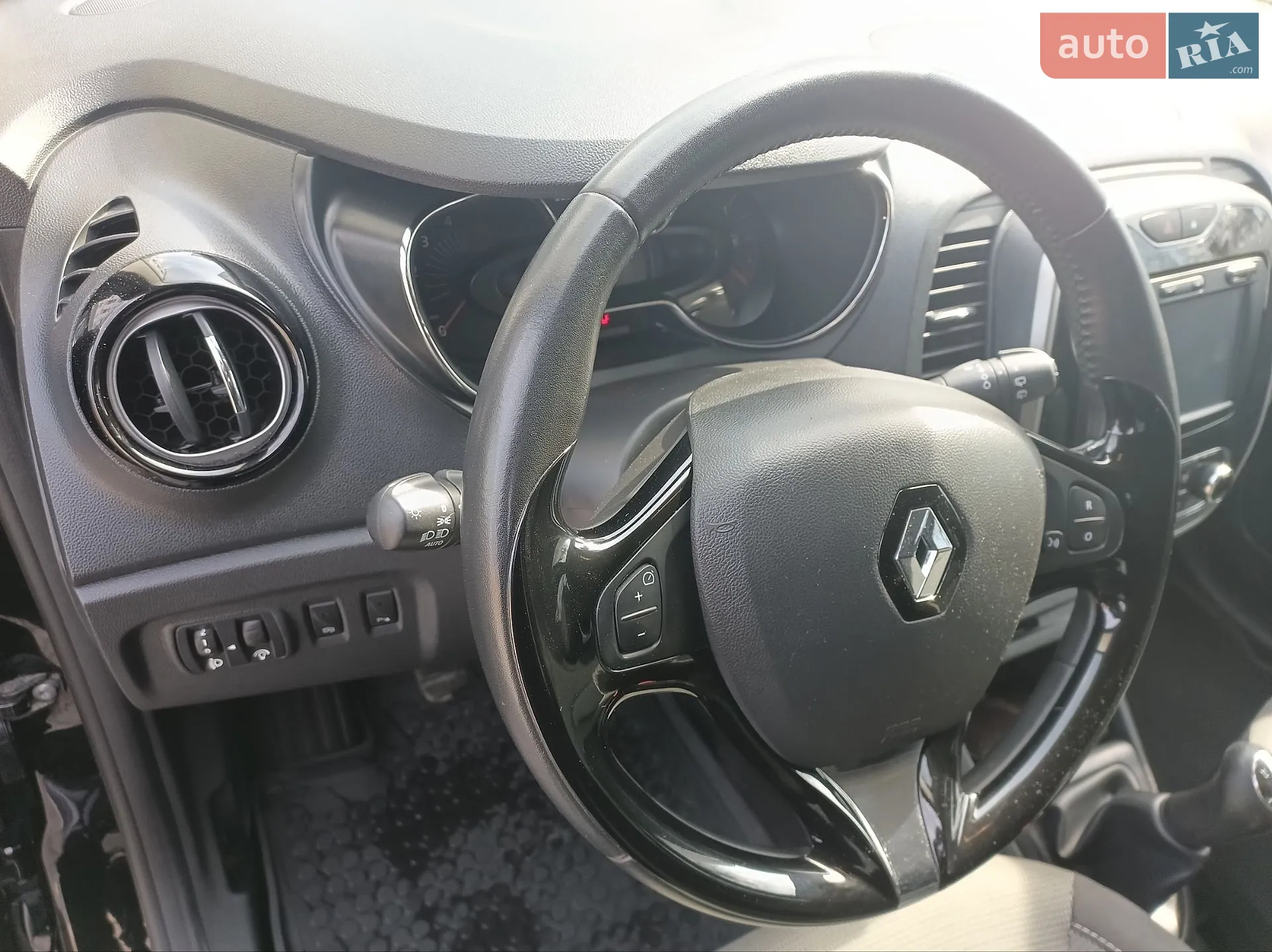 2017 Renault Captur - мініатюра 4