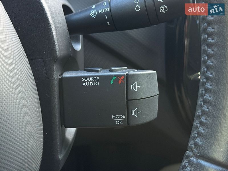 Позашляховик / Кросовер Renault Captur 2014 в Одесі