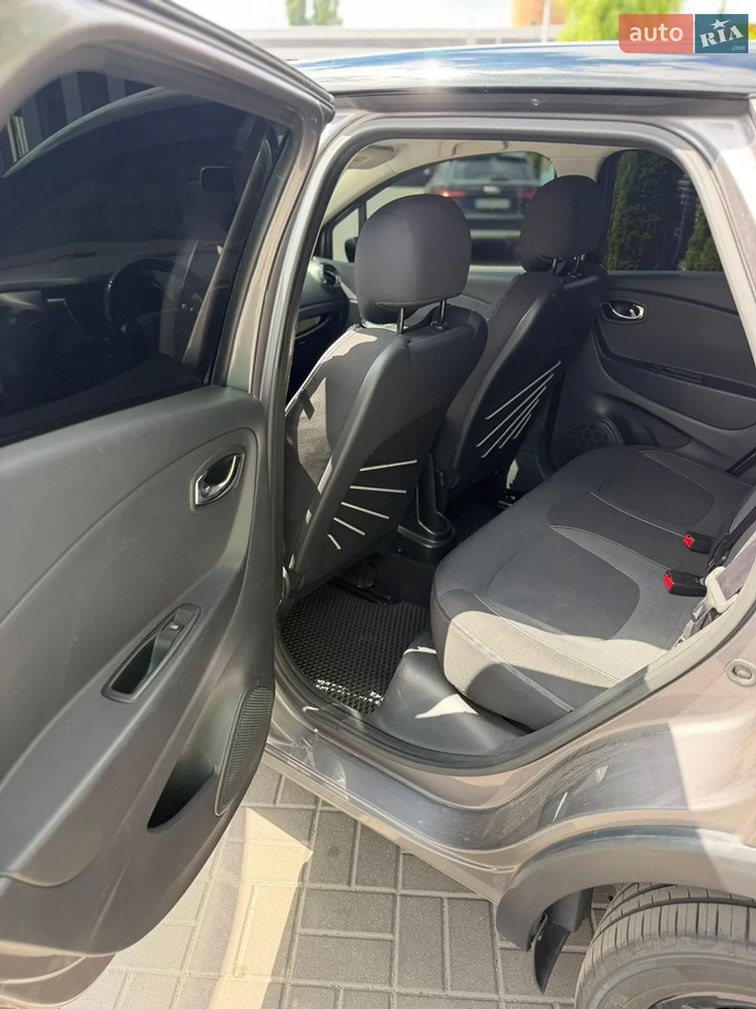 2015 Renault Captur - мініатюра 9