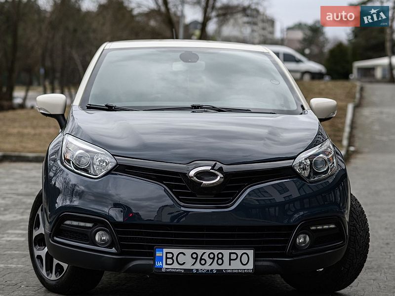 Внедорожник / Кроссовер Renault Captur 2015 в Новояворовске