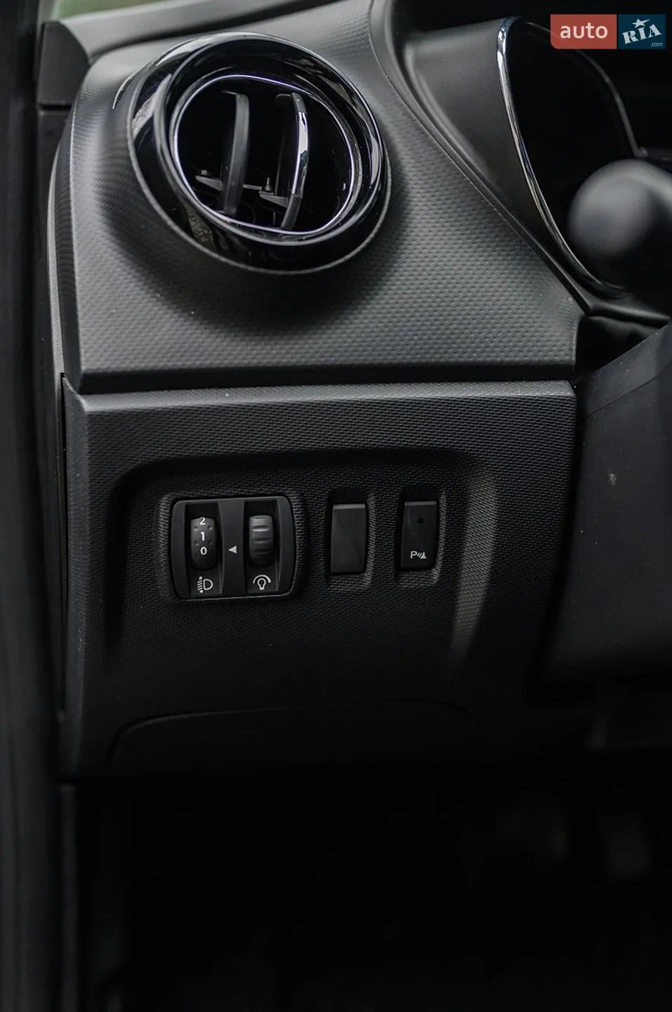2015 Renault Captur - мініатюра 40