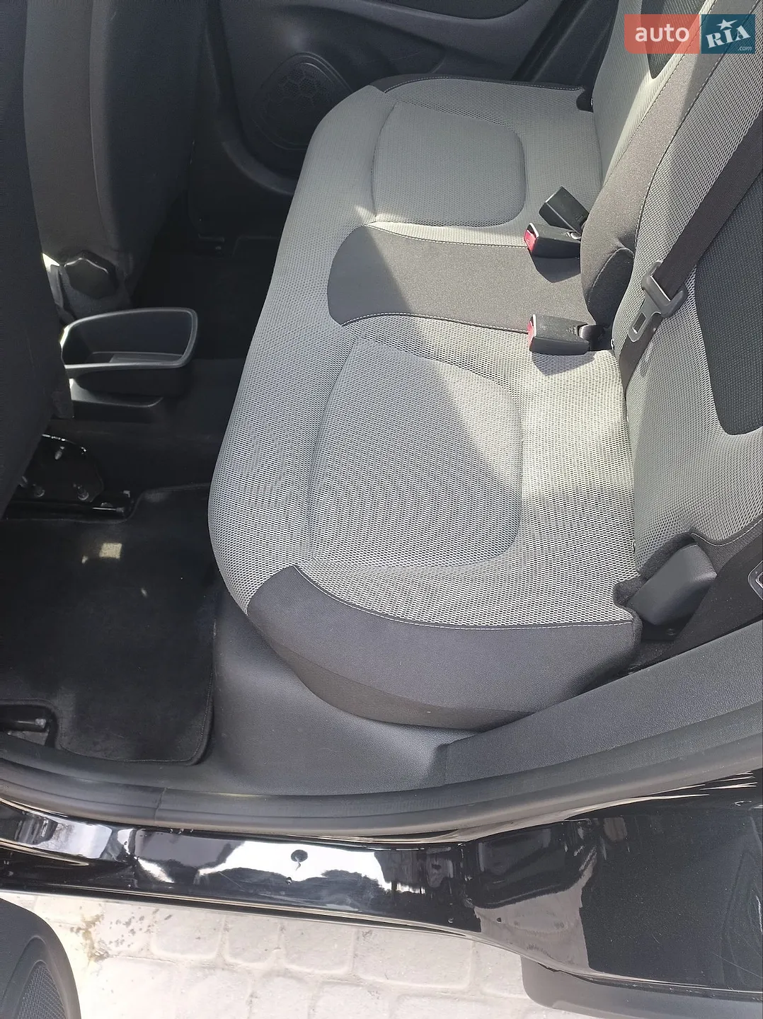2017 Renault Captur - мініатюра 11