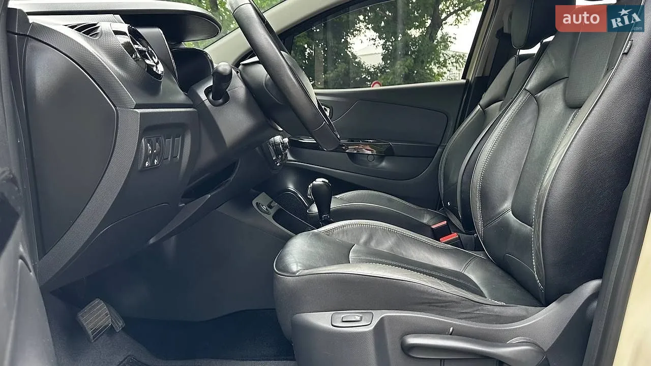 2015 Renault Captur - мініатюра 11