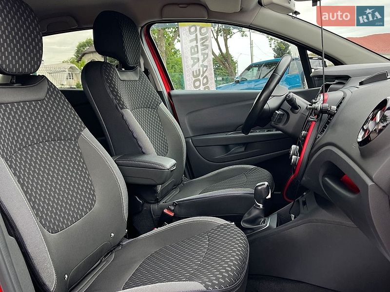 Позашляховик / Кросовер Renault Captur 2019 в Коломиї