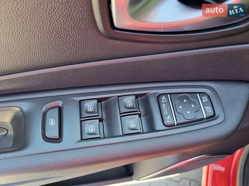 Позашляховик / Кросовер Renault Captur 2019 в Чернівцях фото 19 Позашляховик / Кросовер Renault Captur 2019 в Чернівцях