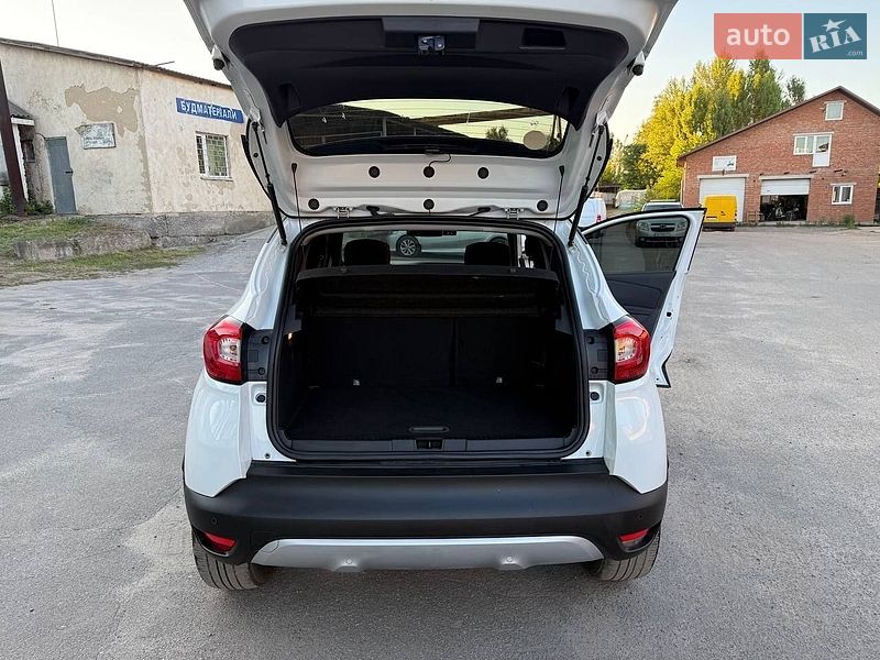Позашляховик / Кросовер Renault Captur 2016 в Калинівці фото 13 Позашляховик / Кросовер Renault Captur 2016 в Калинівці