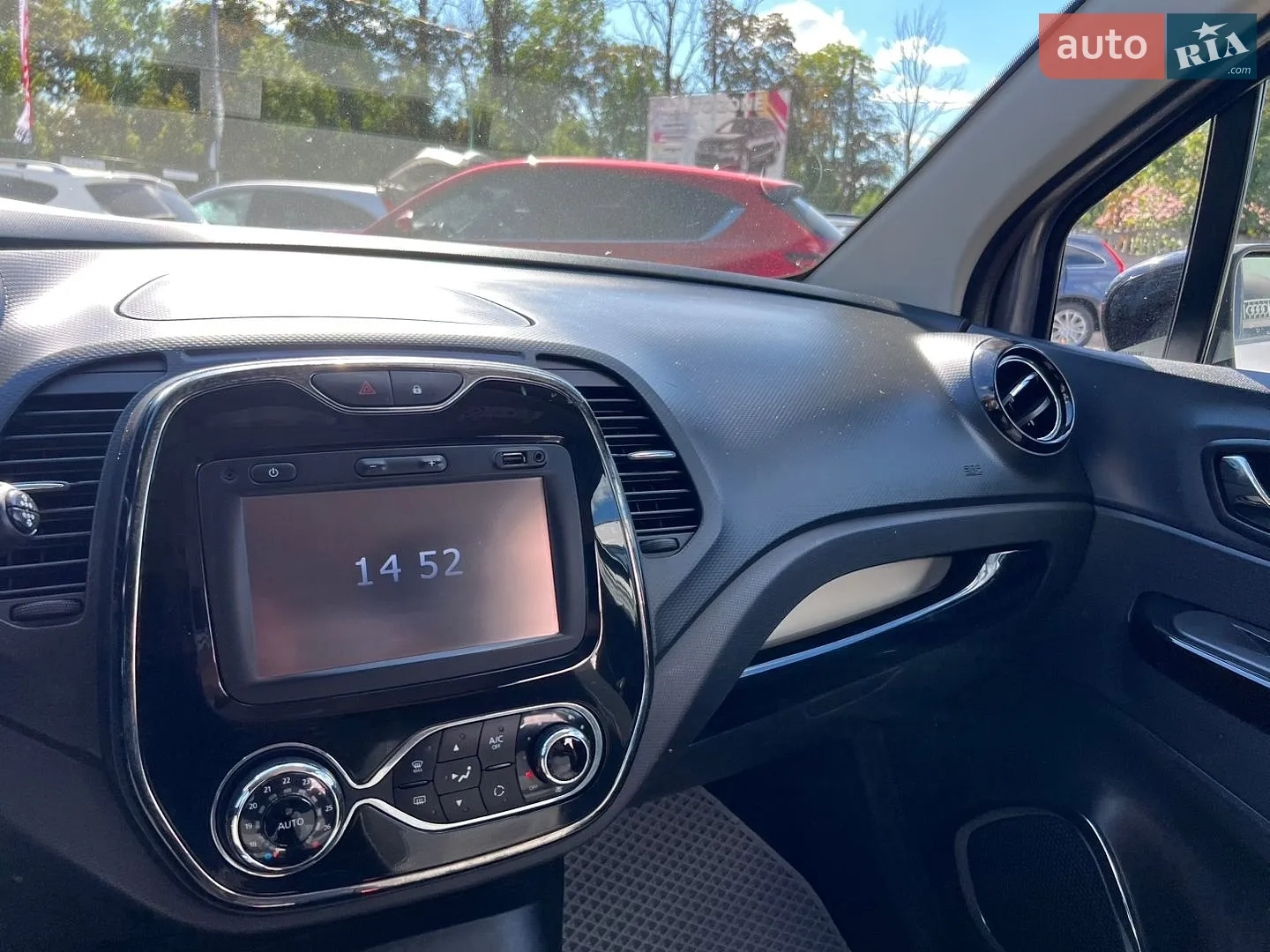 2015 Renault Captur - мініатюра 23