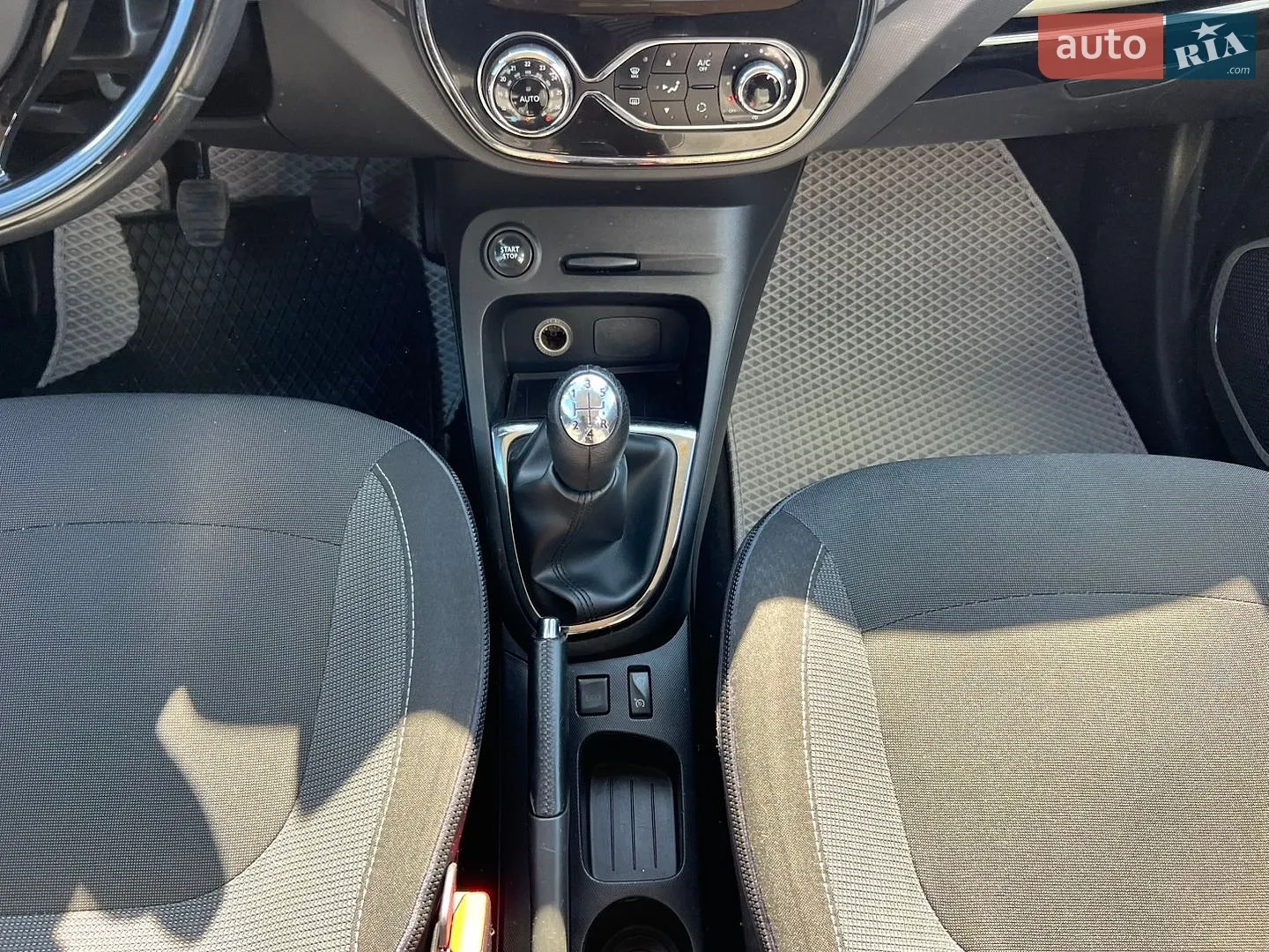 2015 Renault Captur - мініатюра 26