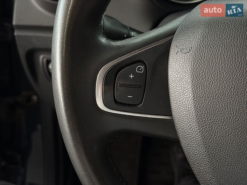 Позашляховик / Кросовер Renault Captur 2019 в Одесі