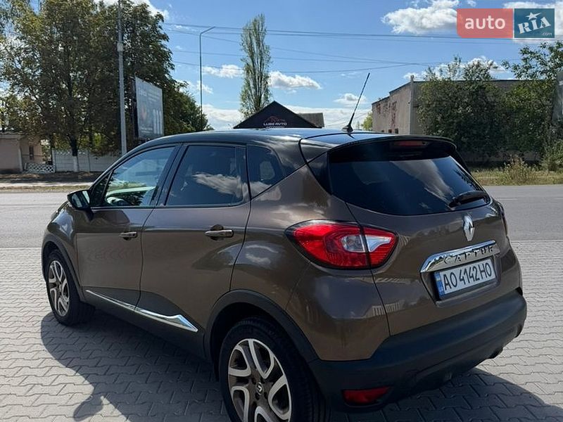 Внедорожник / Кроссовер Renault Captur 2017 в Виноградове