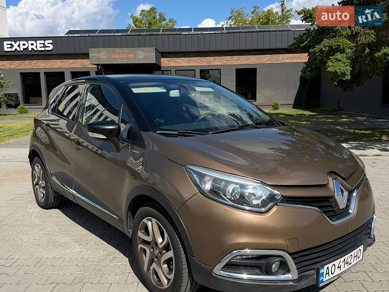 Внедорожник / Кроссовер Renault Captur 2017 в Виноградове