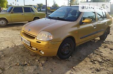 Седан Renault Clio Symbol 2001 в Днепре