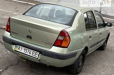 Седан Renault Clio Symbol 2002 в Каменском