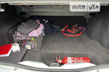 Седан Renault Clio Symbol 2003 в 