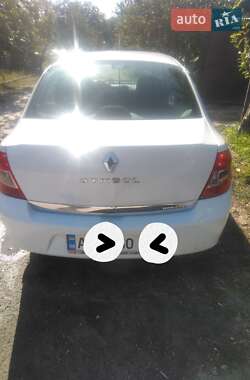 Седан Renault Clio Symbol 2011 в Запоріжжі